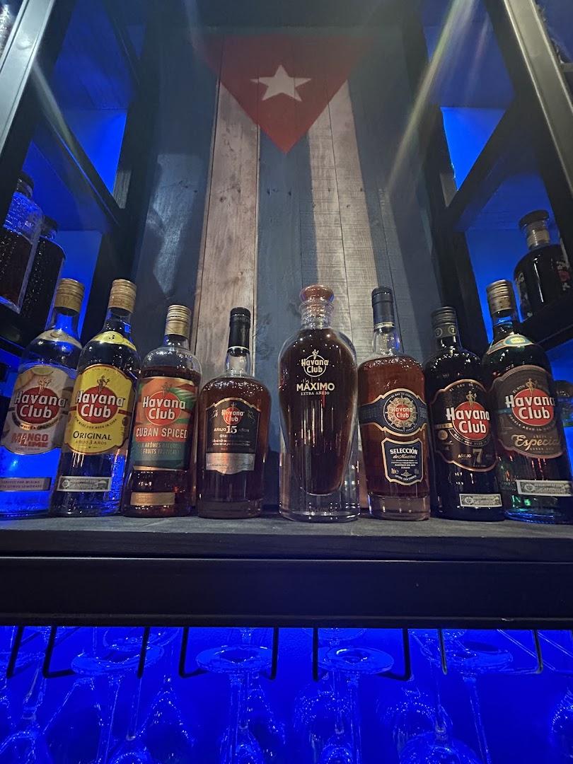 CUBA BAR - Photo 3
